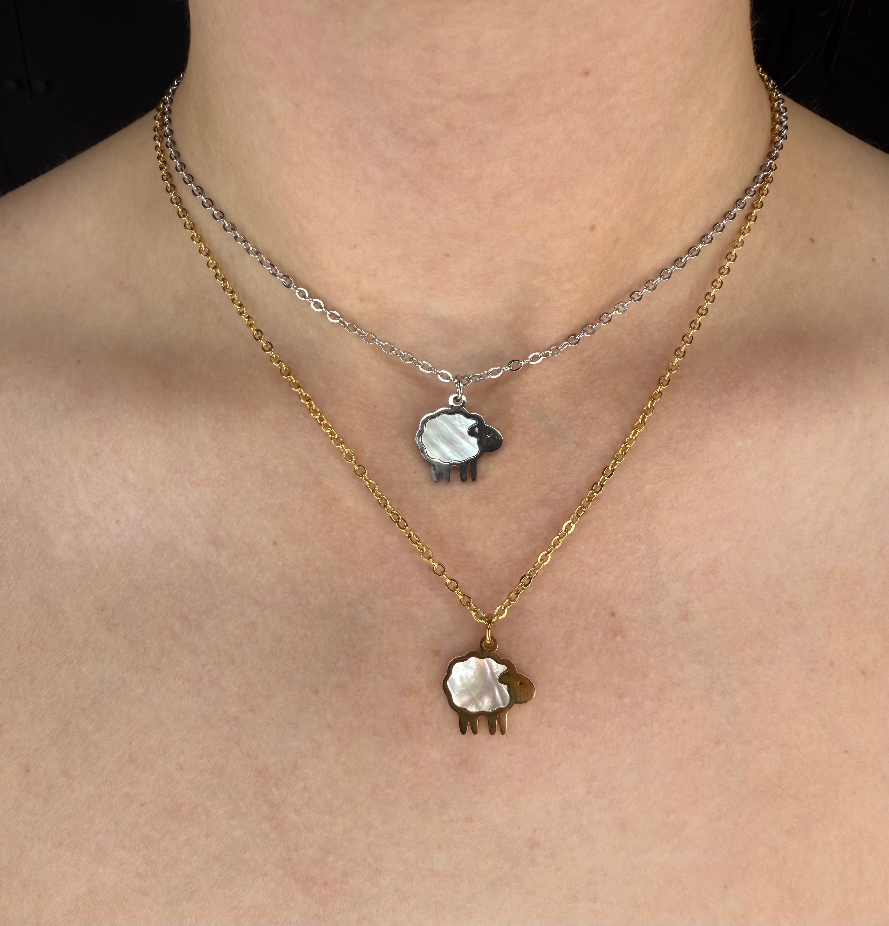 🌿Stainless steel sheep pendant necklace . Silver / Gold🌿