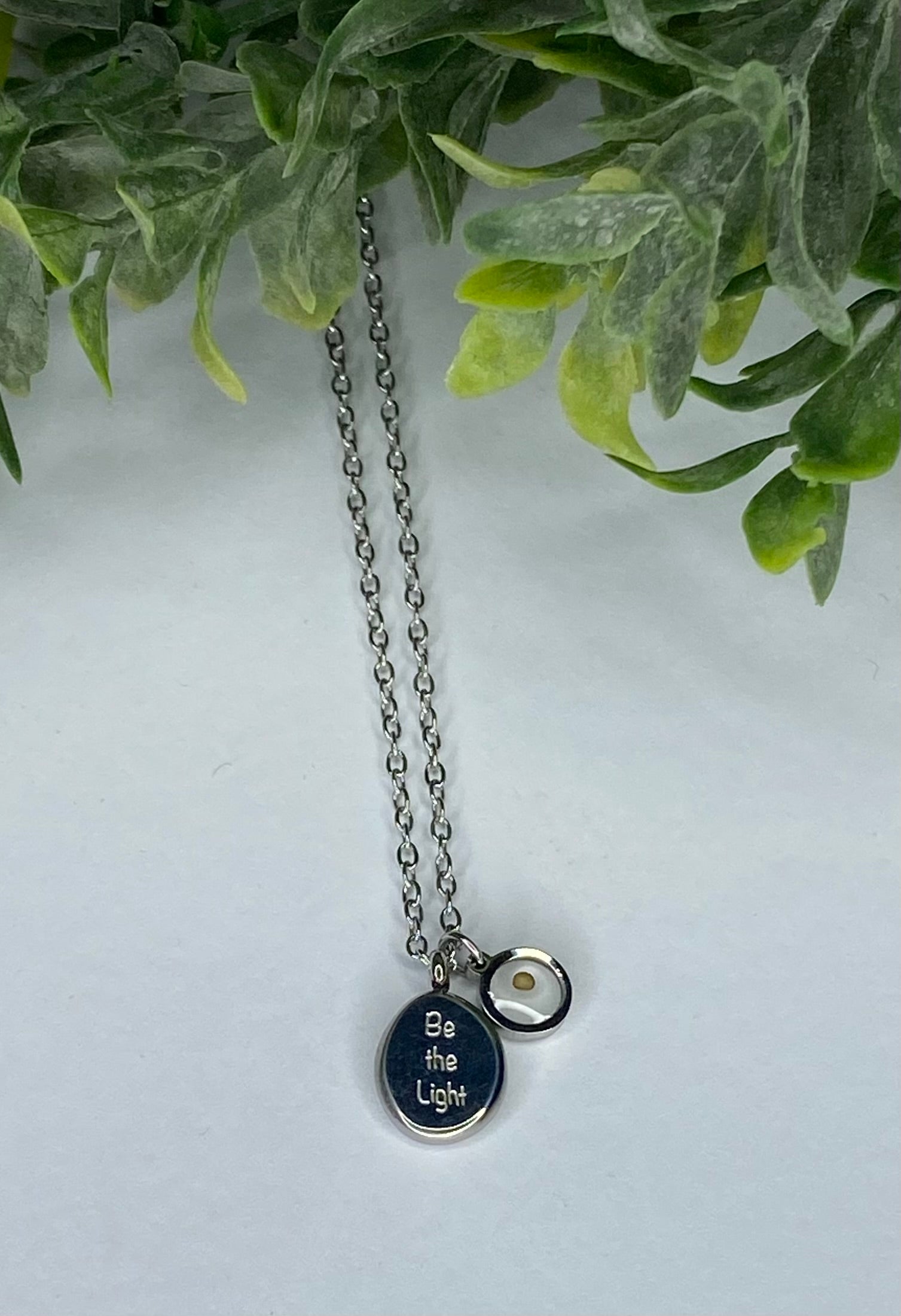 ✨🌿Stainless Steel Mustard Seed Faith Necklace – “Be The Light” Inspirational Pendant✨🌿Gold/silver